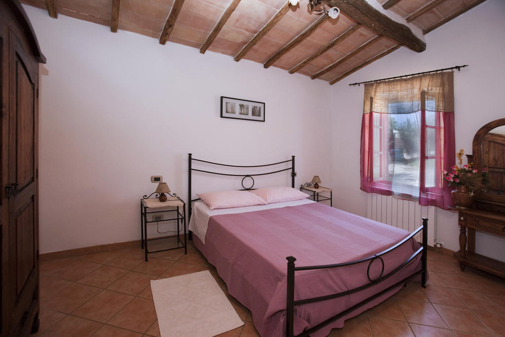 Agriturismo Podere Olivello In Val D'Orcia Montalcino Kamer foto